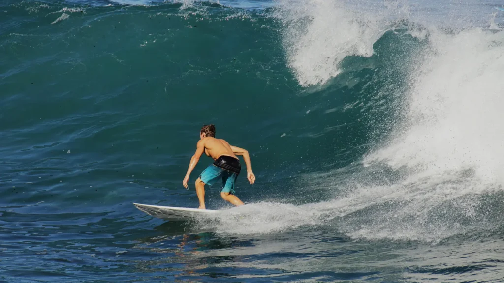 goofy foot surfing