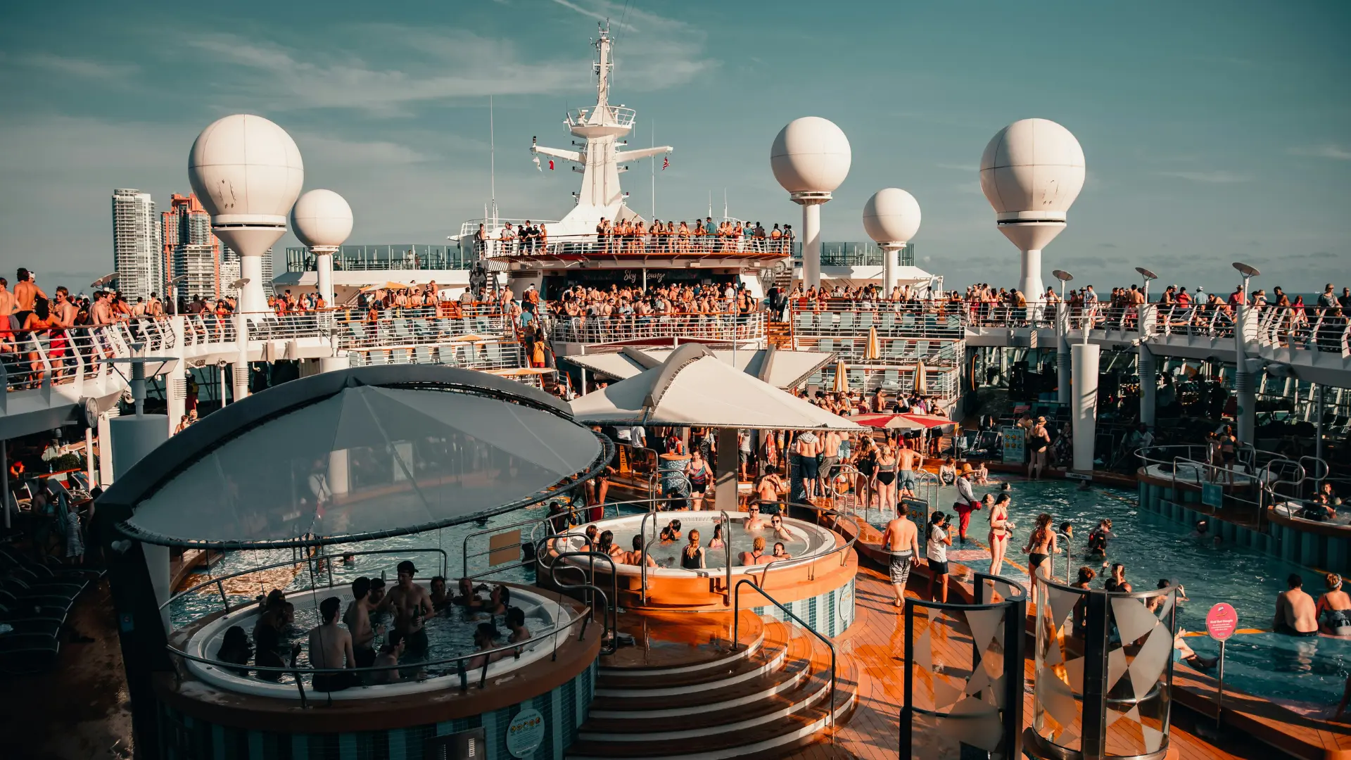 Why Travel Protection Royal Caribbean Is Your Best Bet for a Stress-Free Cruise Vacation