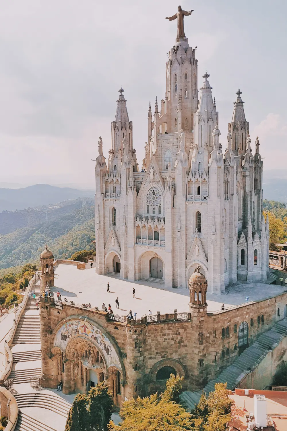 Spain Travel Packages: How to Choose the Perfect Itinerary for Your Dream Vacation