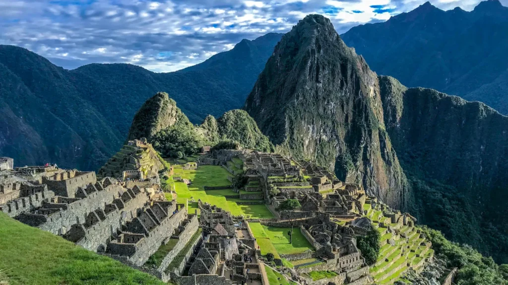 good time to travel to peru